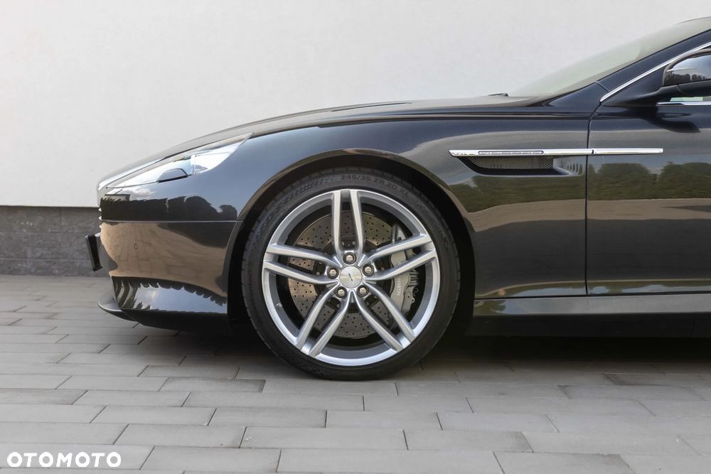Aston Martin DB9 Touchtronic - 8