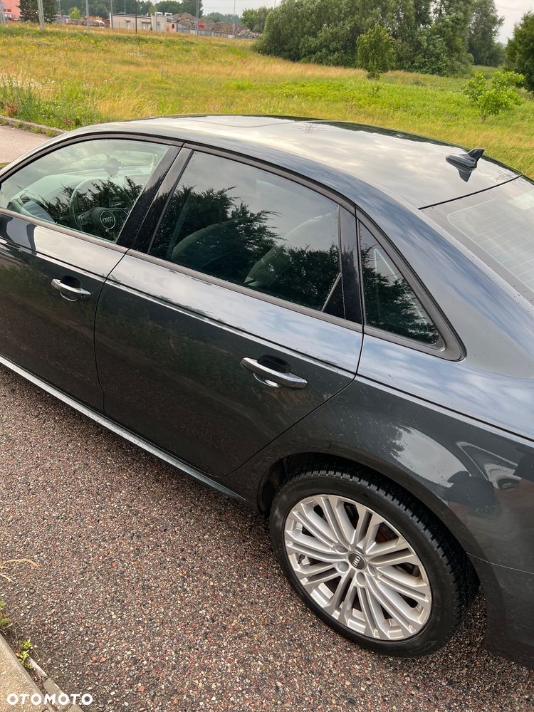 Audi A4 Limousine 2.0 TFSI ultra S tronic design - 12