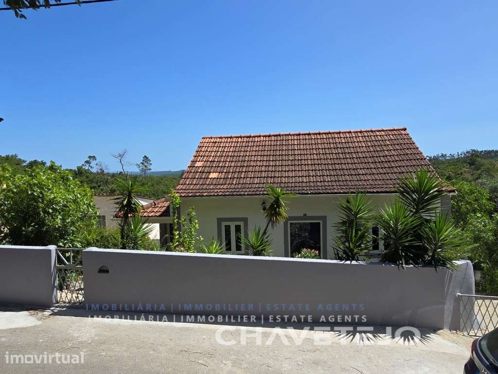 Encantadora Moradia t 3 com terraço e Jardim em aldeia próxima de T... - Grande imagem: 4/60