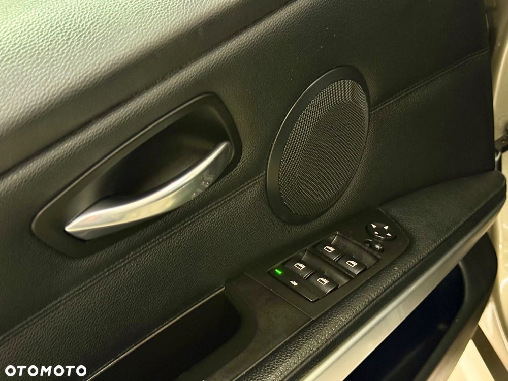 BMW Seria 3 - 14