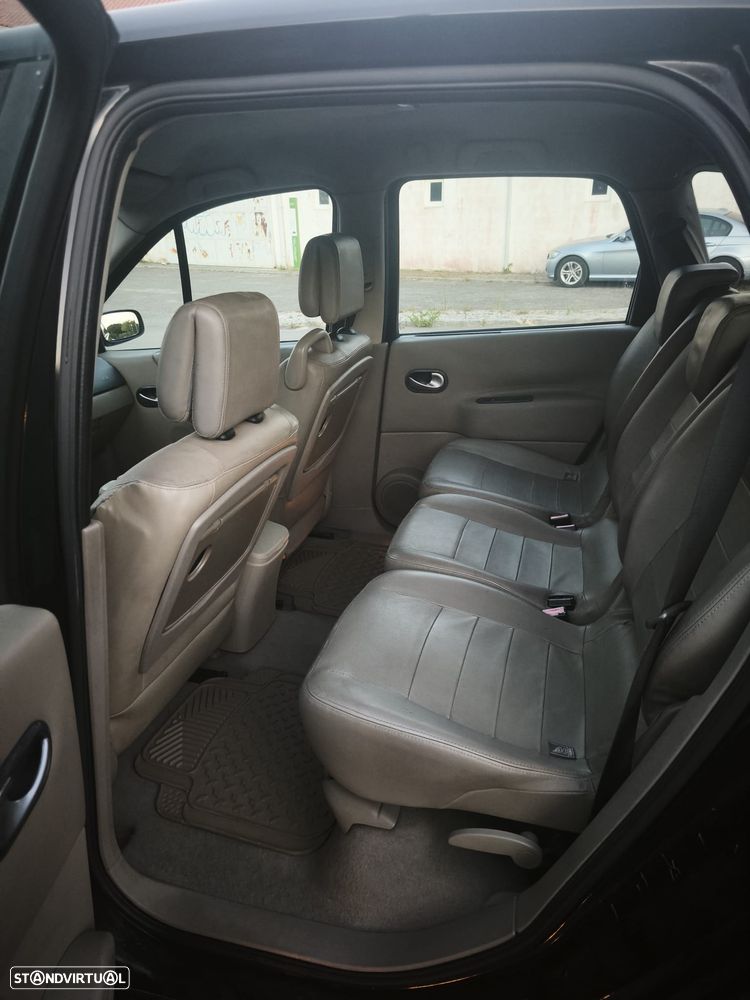 Renault Grand Scénic 1.5 dCi Confort - 8