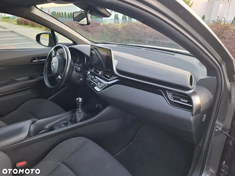 Toyota C-HR 1.2 T Premium - 5