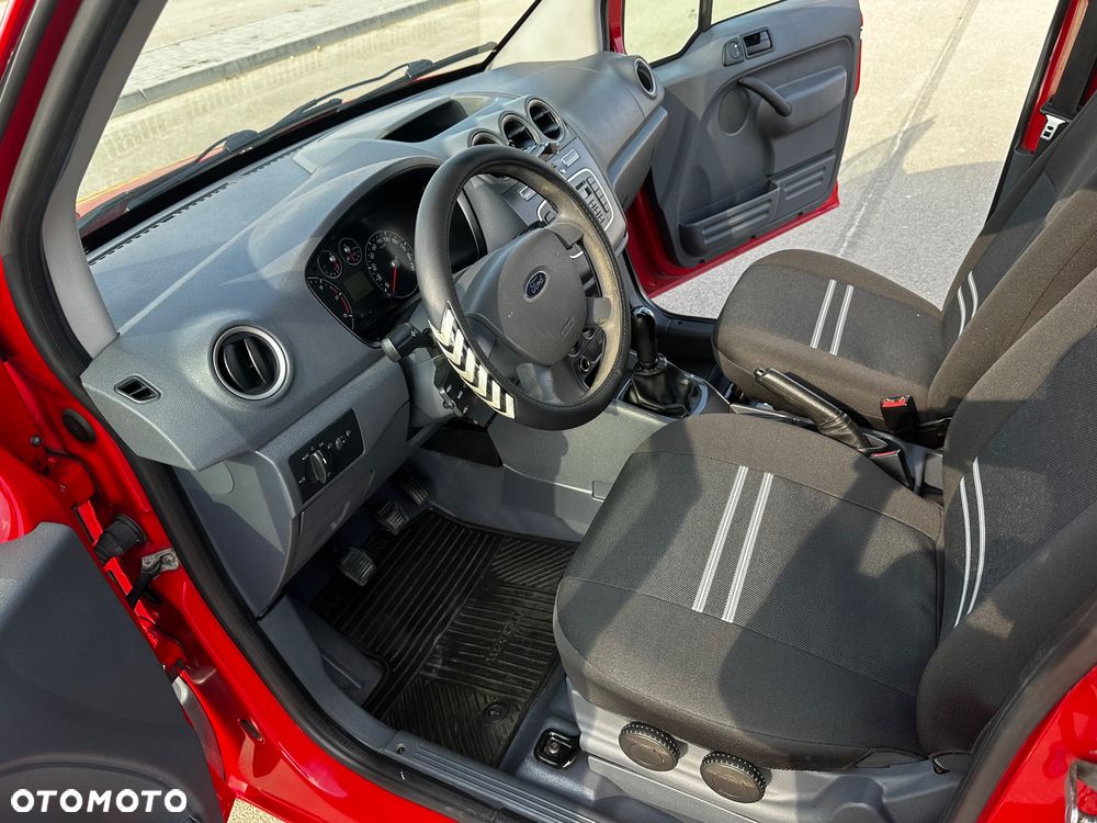 Ford Transit Connect - 10