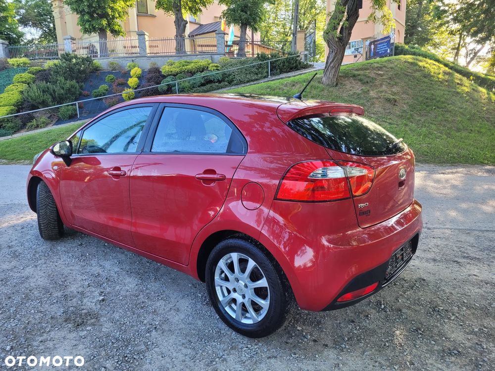 Kia Rio 1.4 Platinum Edition - 4