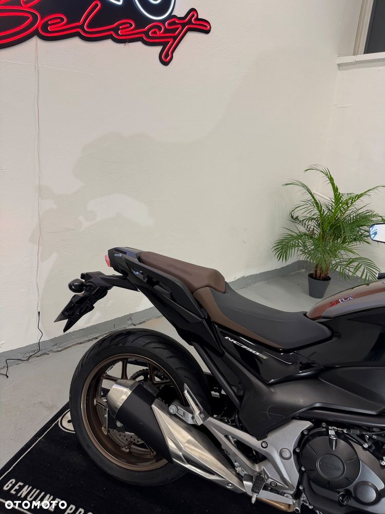 Honda NC - 8