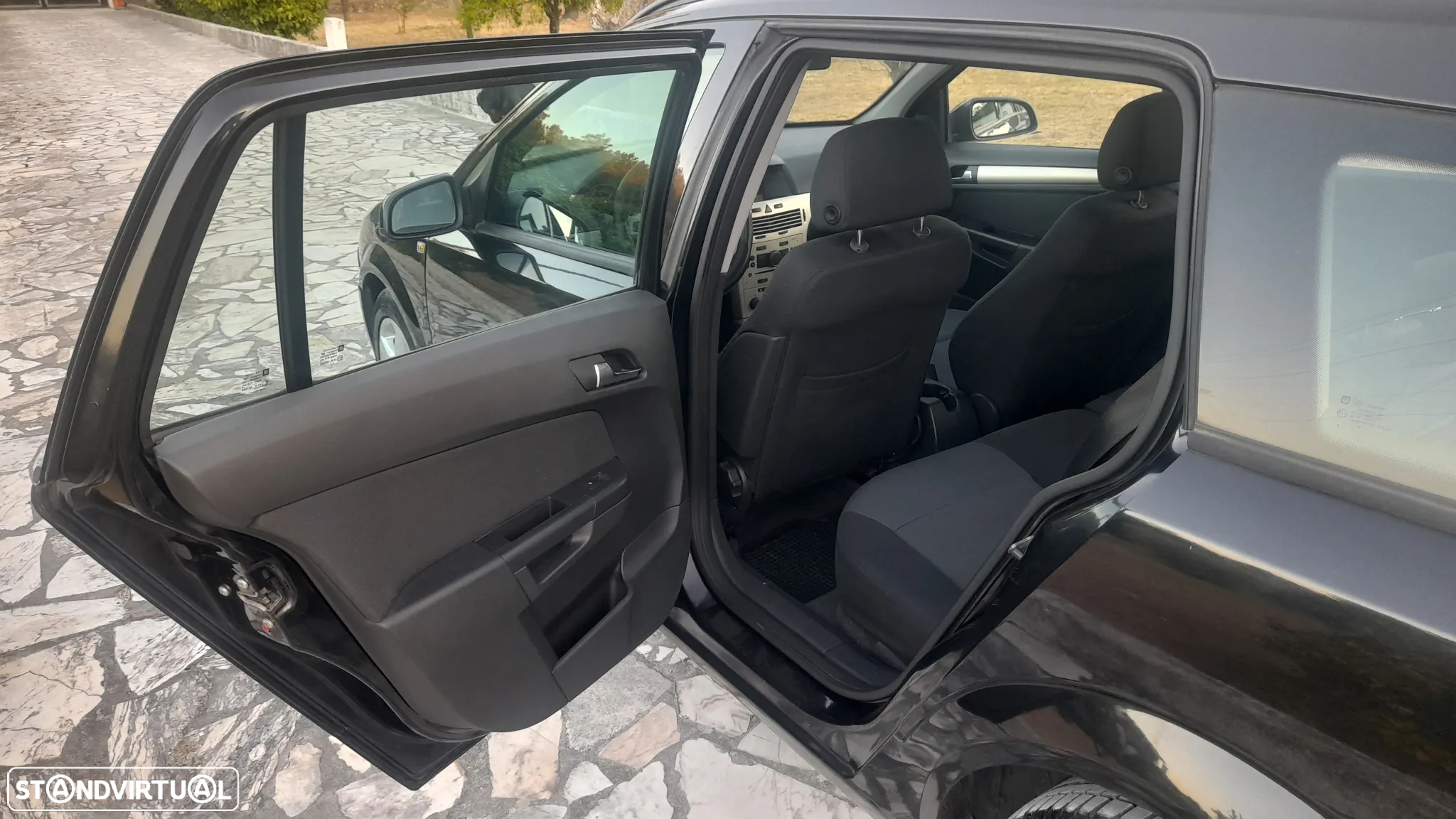 Opel Astra Caravan 1.3 CDTi Enjoy - 25