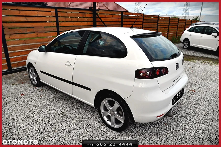 Seat Ibiza 1.6 16V Sport Edition - 10