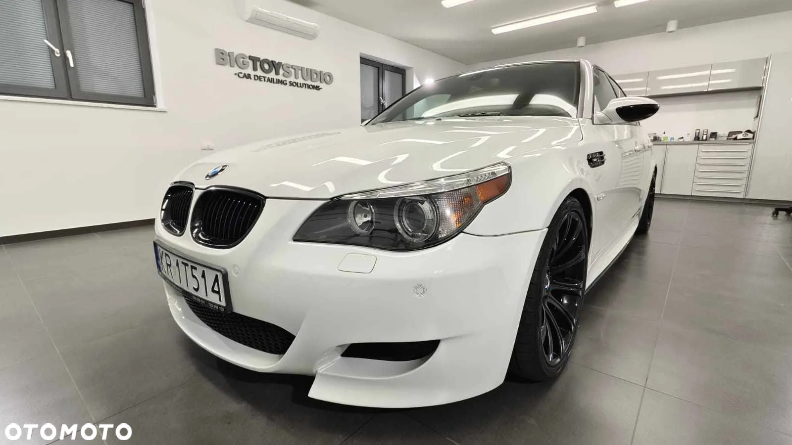 BMW M5 Standard - 11