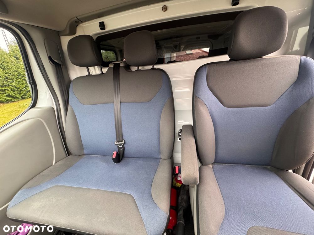 Renault Trafic - 25