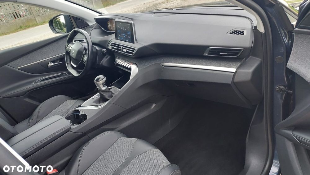 Peugeot 5008 1.5 BlueHDi Allure Pack S&S - 24