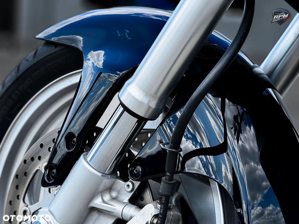 Suzuki Boulevard - 38