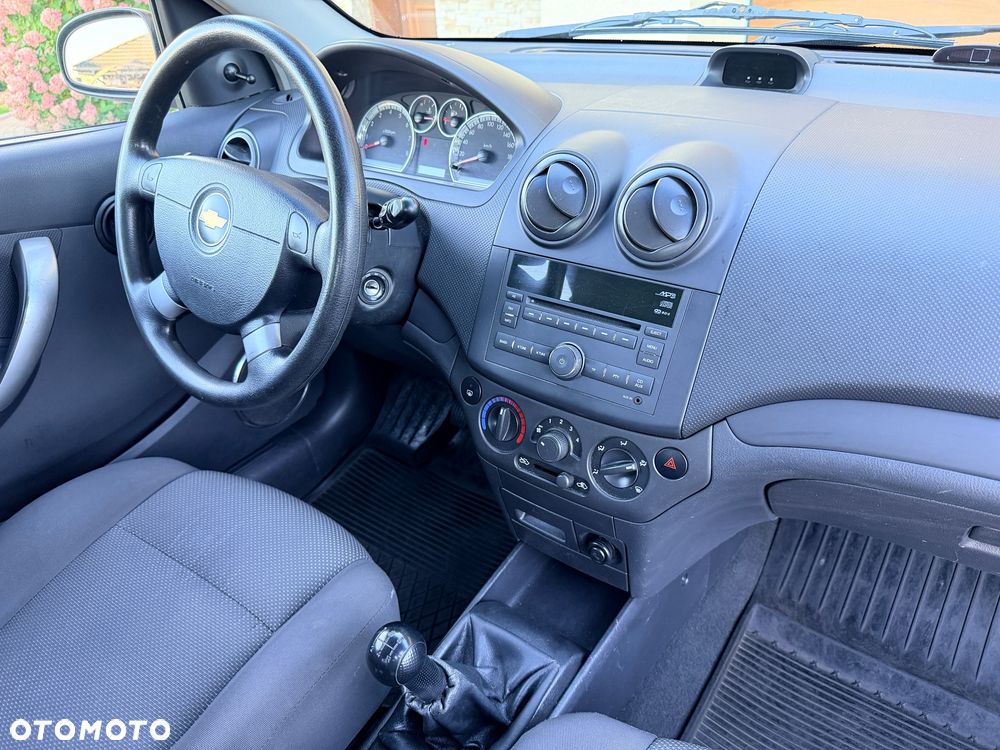 Chevrolet Aveo 1.2 Cool - 29