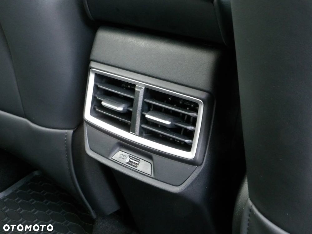 MG ZS 1.5 HEV+ Exclusive - 13