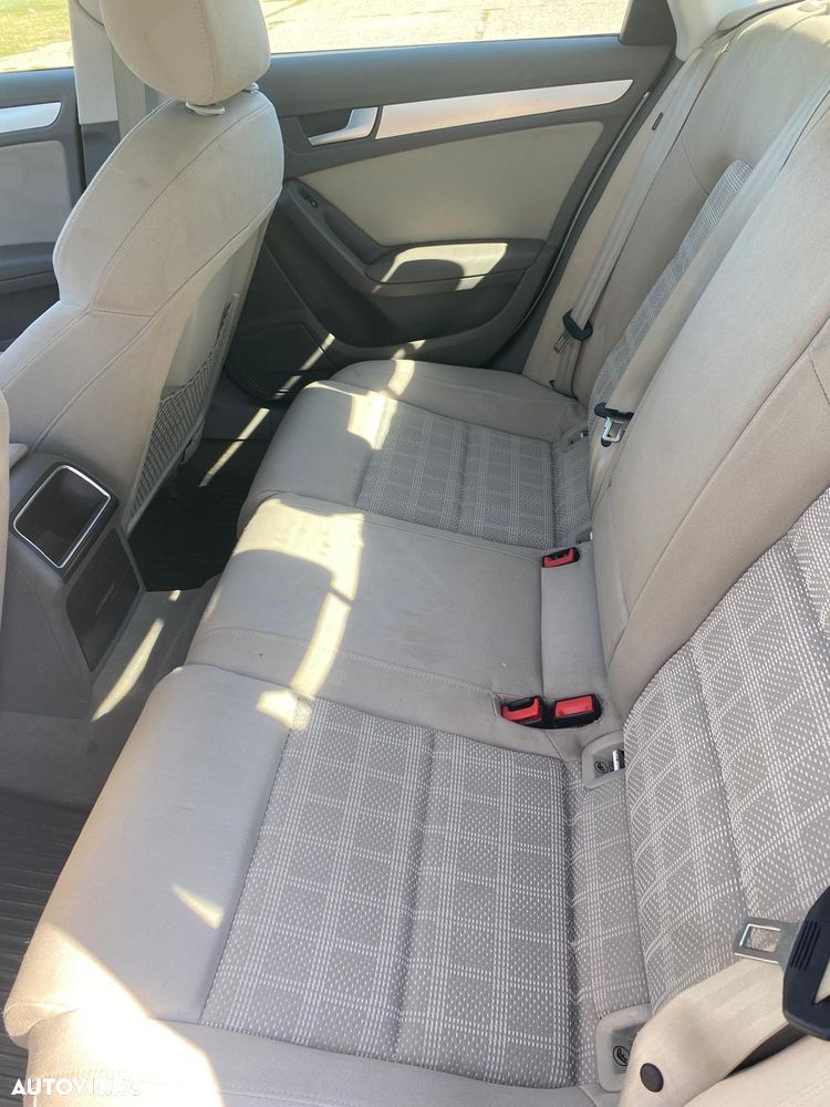 Audi A4 Limuzina 2.0 TDI B8 - 5