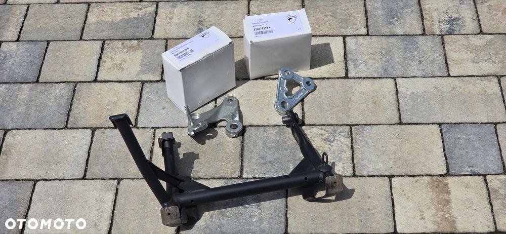 stopka centralna Ducati Hyperstrada, Hypermotard 821 / 939 - 6