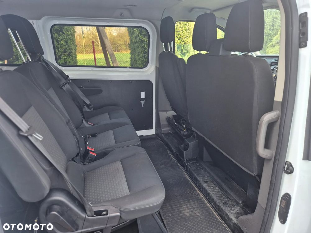 Ford Transit Custom 320 L2H1 Limited (bryg.) - 15