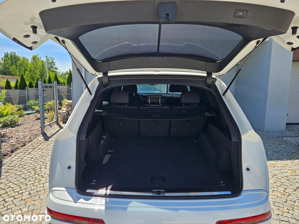 Audi Q7 - 25