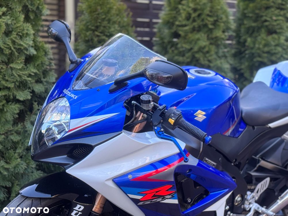 Suzuki GSX-R - 18