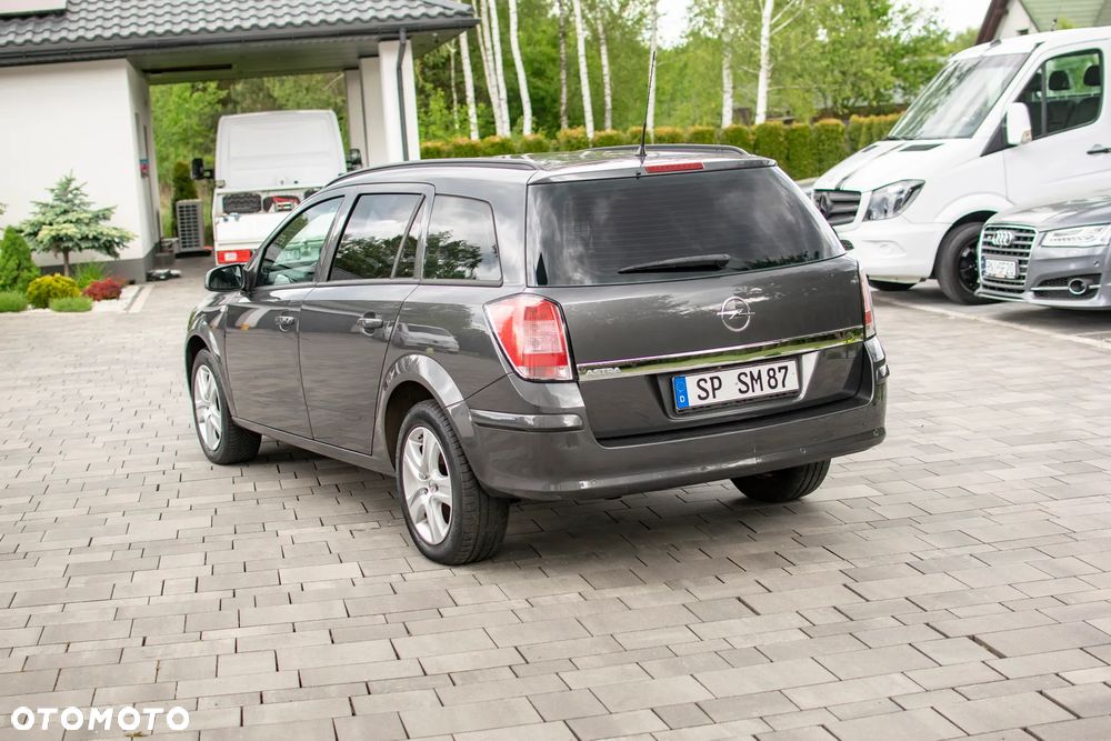 Opel Astra - 20