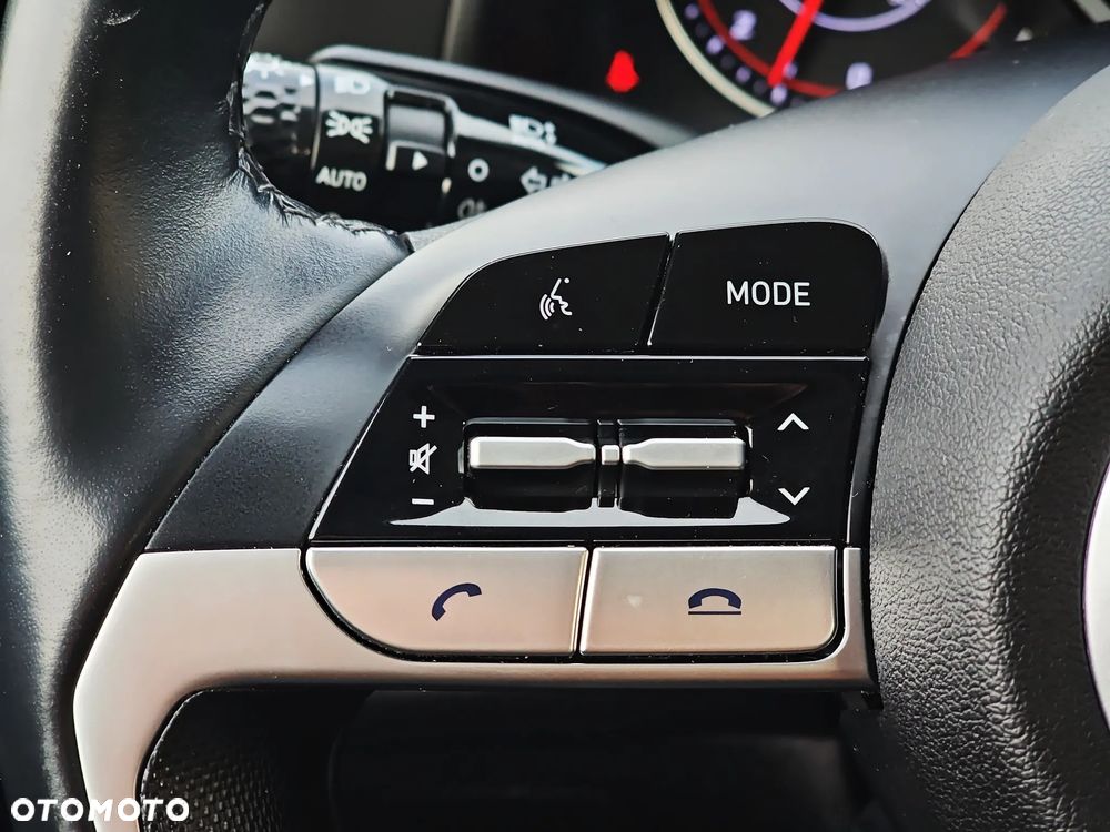 Hyundai Elantra 1.6 Smart - 17