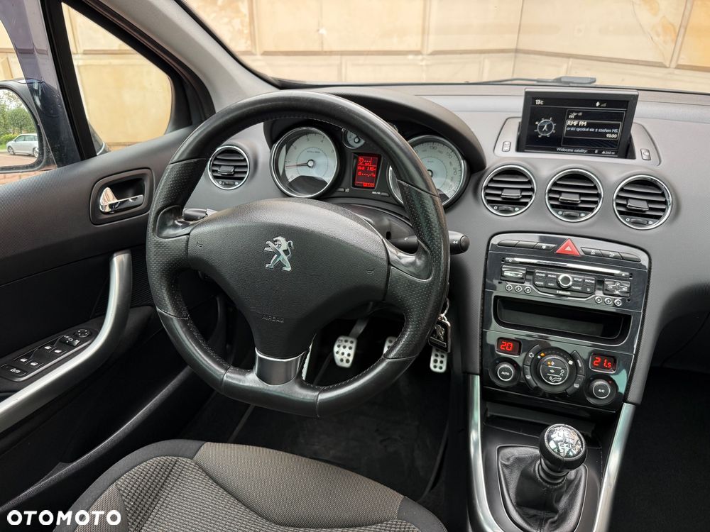 Peugeot 308 1.6 THP Active - 32