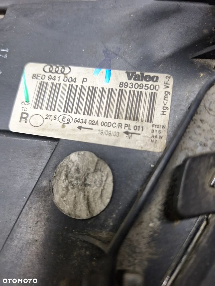 LAMPA XENON PRAWY PRZÓD  -AUDI A4/B6 -VALEO-8E0941004- EUROPA - 5