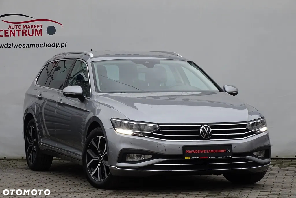 Volkswagen Passat Variant 2.0 TDI SCR DSG 4Motion Elegance - 10