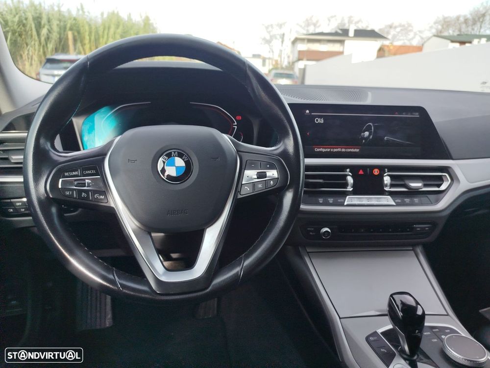 BMW 318 d Aut. Sport Line - 11