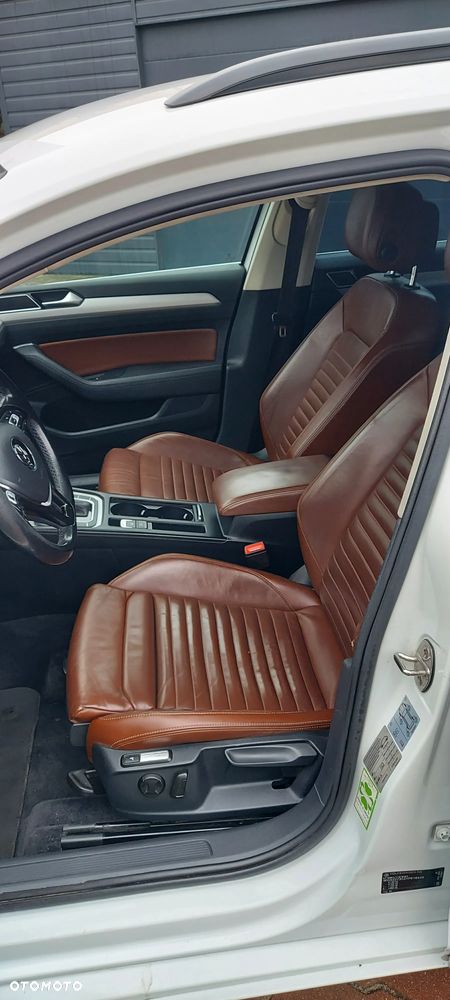 Volkswagen Passat Variant 2.0 TDI DSG (BlueMotion Technology) Highline - 10
