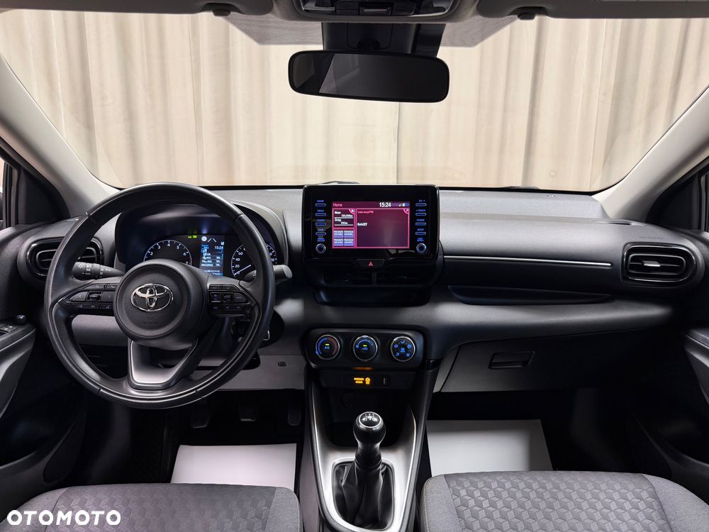 Toyota Yaris - 5