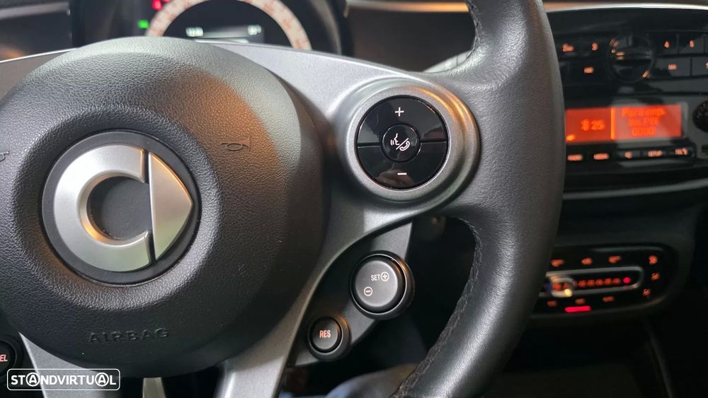 Smart Fortwo Cabrio EQ - 11