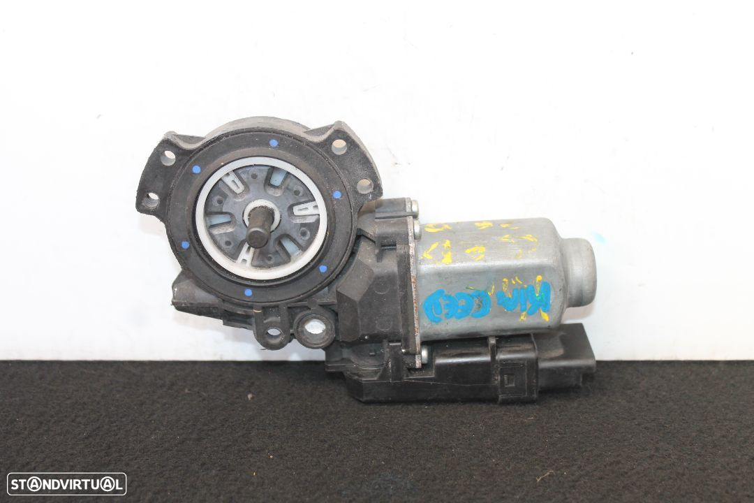 Motor Elevador Vidro Kia Ceed - 2