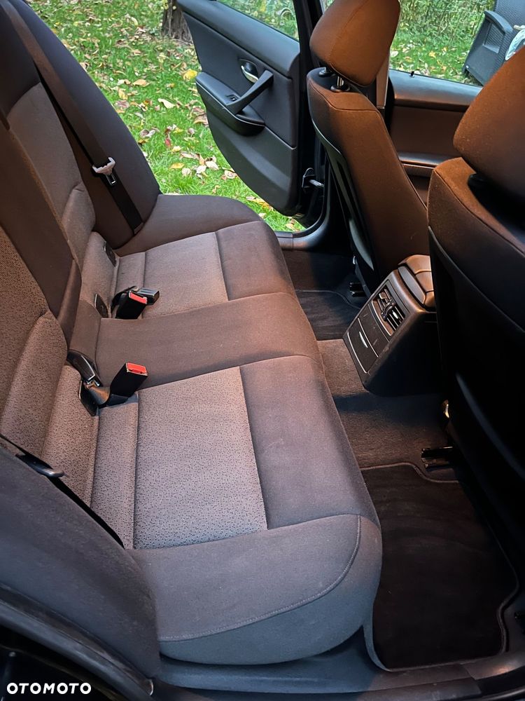 BMW Seria 3 318i - 13