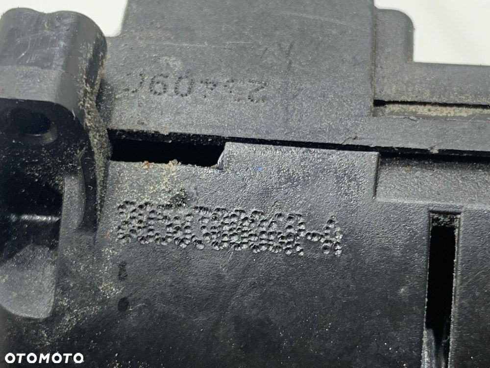 ZAMEK DRZWI LEWY PRZÓD  RENAULT GRAND SCÉNIC III (JZ0/1_) 2009 - 2022 1.4 16V (JZ0F) 96 kW [131 - 4