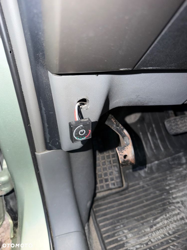 Toyota Prius - 19