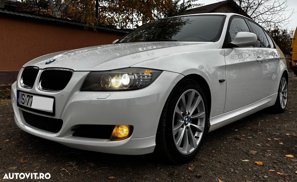 BMW Seria 3 320d EfficientDynamics Edition - 2