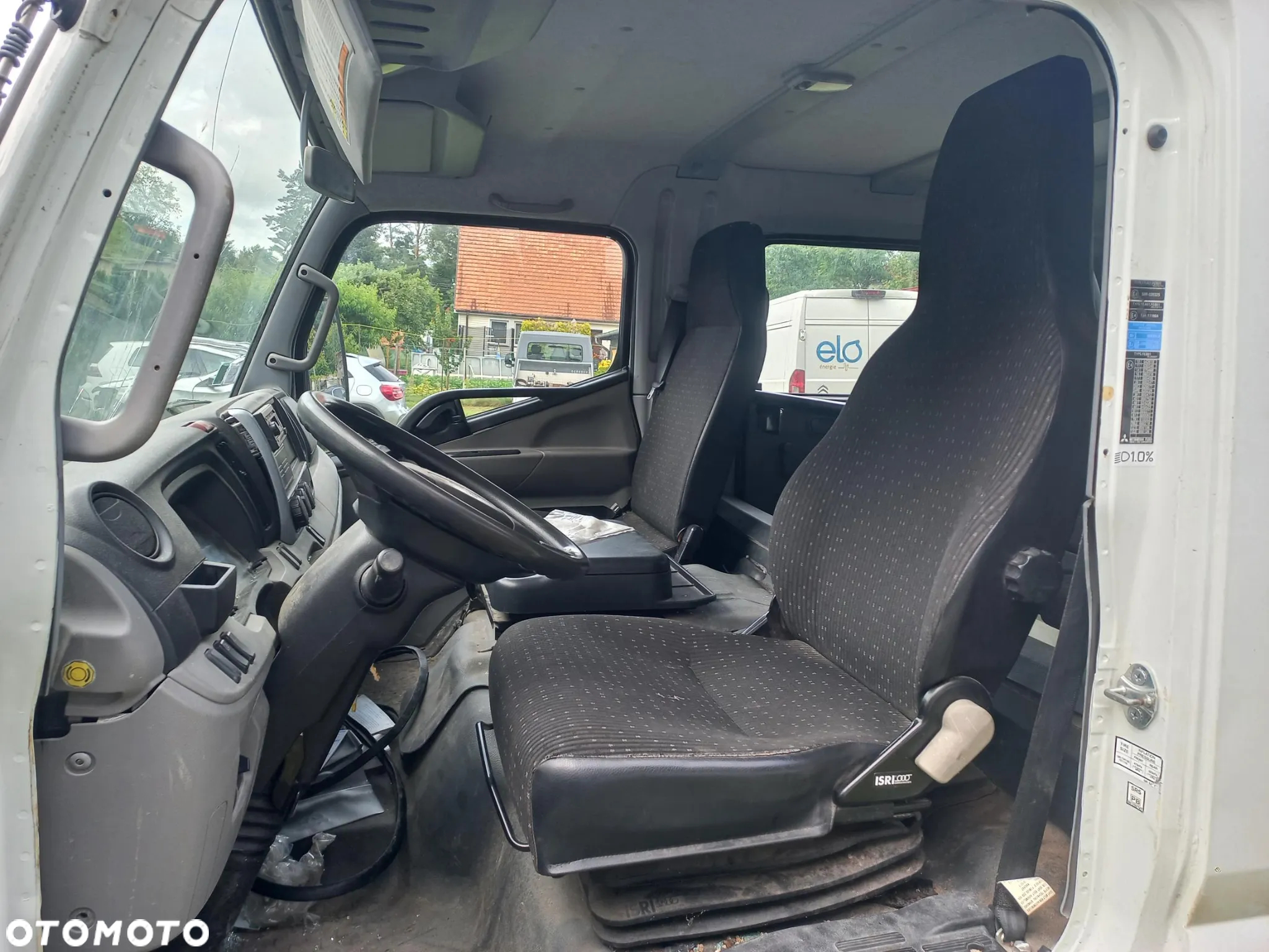 Mitsubishi FUSO CANTER - 7