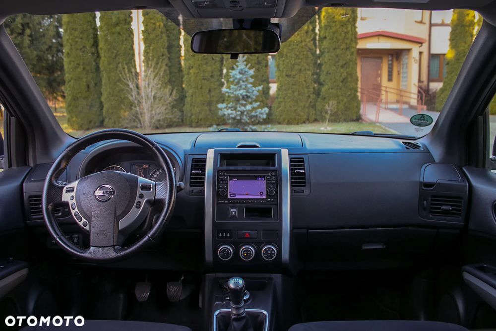 Nissan X-Trail 2.0 dCi 4x4 DPF Platinum - 18