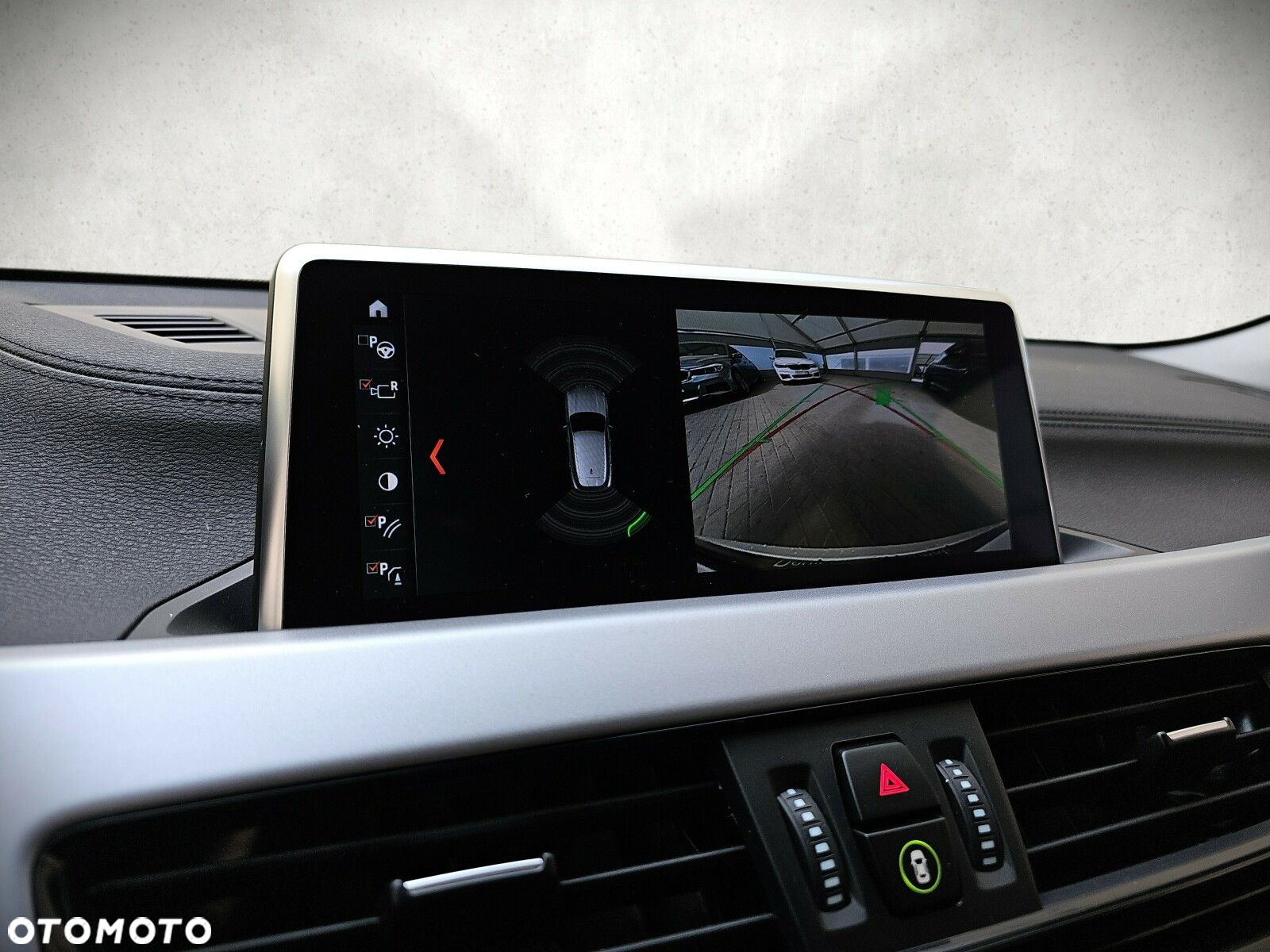 BMW X2 - 22
