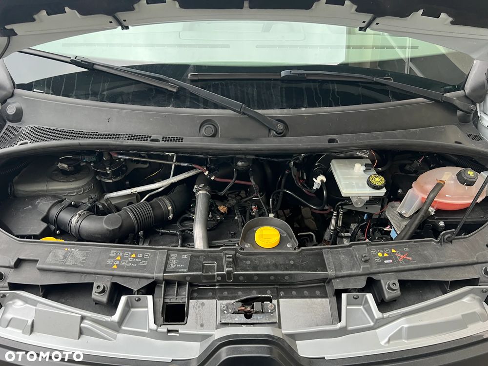 Renault Master Izoterma Winda - 17