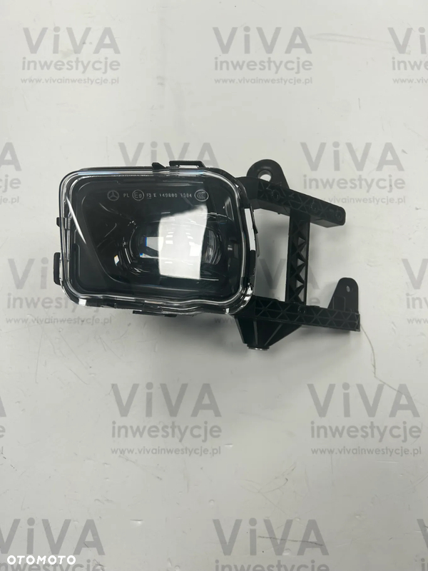 MERCEDES BENZ OE HALOGEN REFLEKTOR PRZECIWMGIELNY LEWY A9608204756