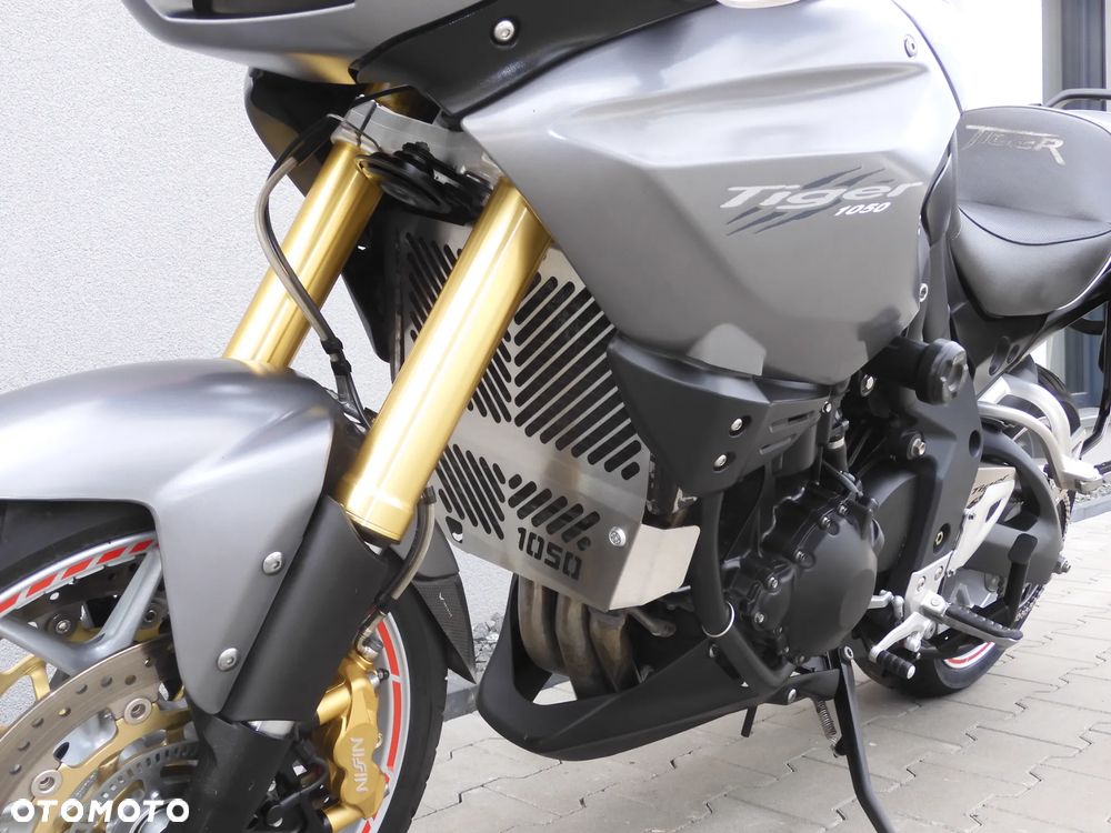 Triumph Tiger - 39