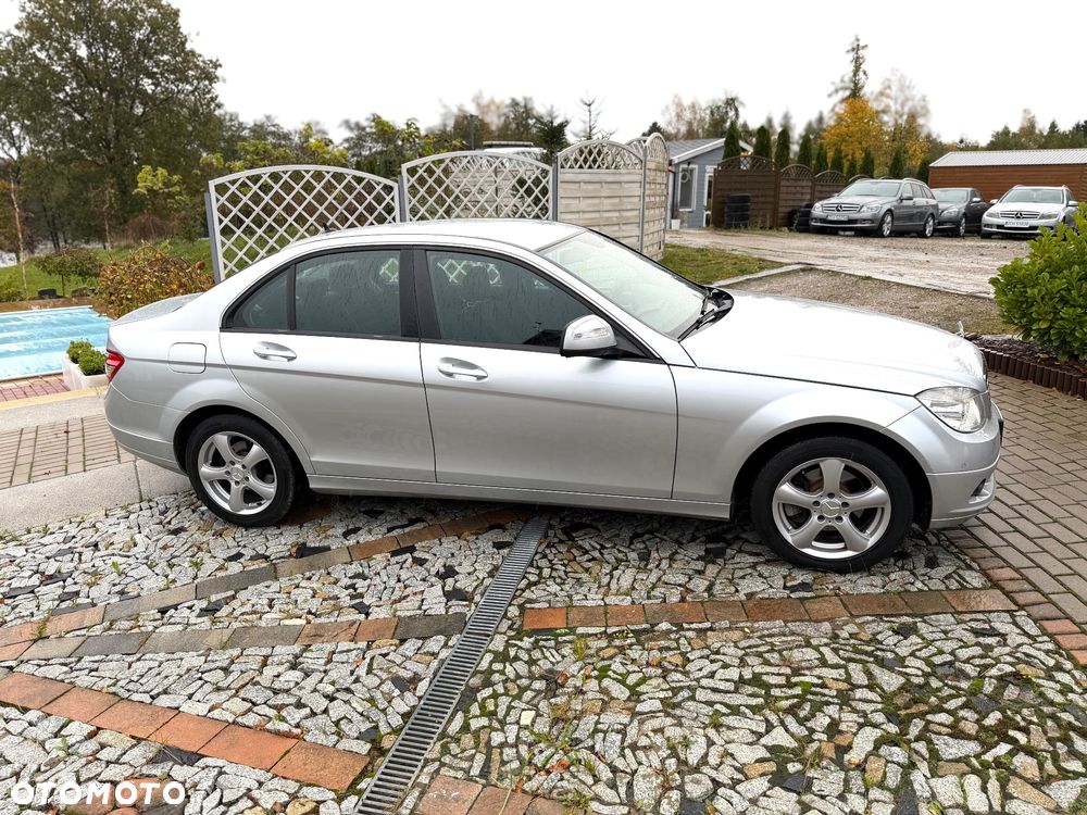 Mercedes-Benz Klasa C 180 T Kompressor Automatik Classic - 4