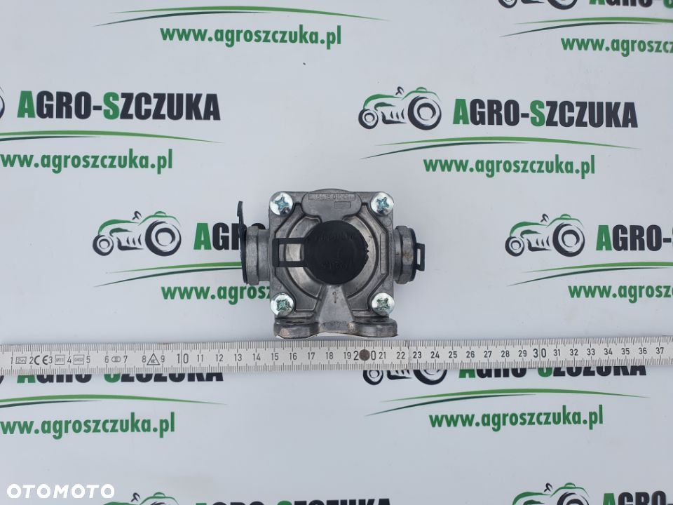ZAWÓR PPRZYSPIESZAJĄCY ODHAMOWANIE FARMTRAC - 1