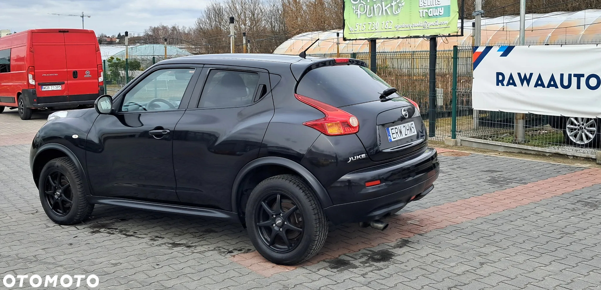 Nissan Juke 1.6 DIG-T N-Connecta EU6 - 3