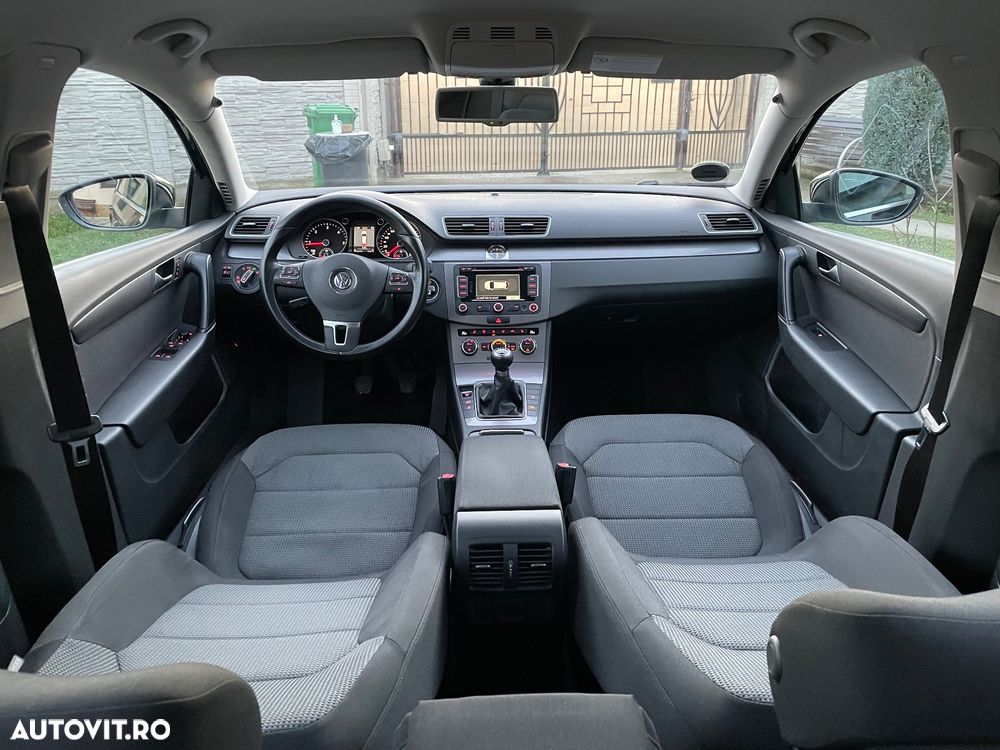 Volkswagen Passat - 7