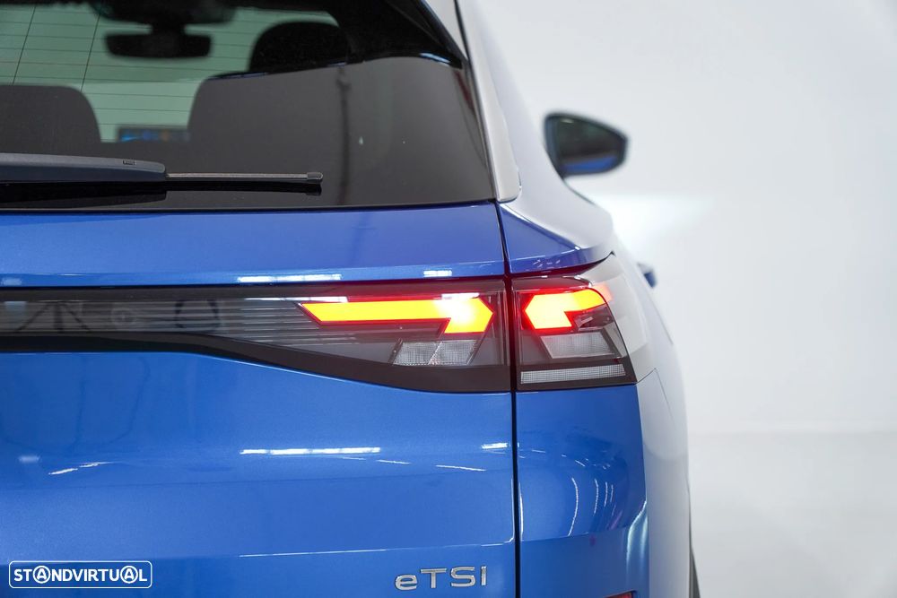 VW T-Roc 1.5 eTSI Life DSG - 7