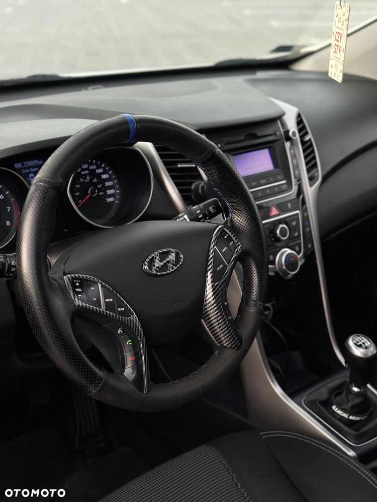 Hyundai i30 - 14
