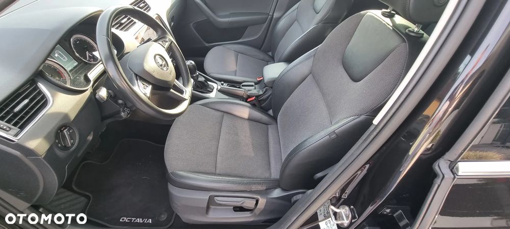 Skoda Octavia 2.0 TDI DSG Premium Edition - 28