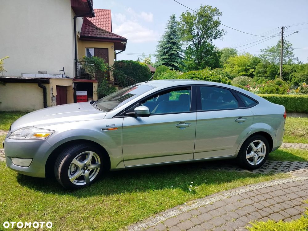 Ford Mondeo 1.6 Ghia X - 21